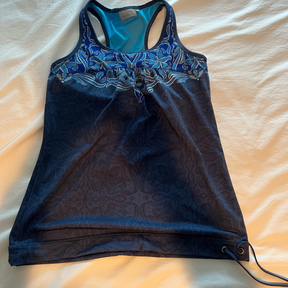 Athleta work out top size S
